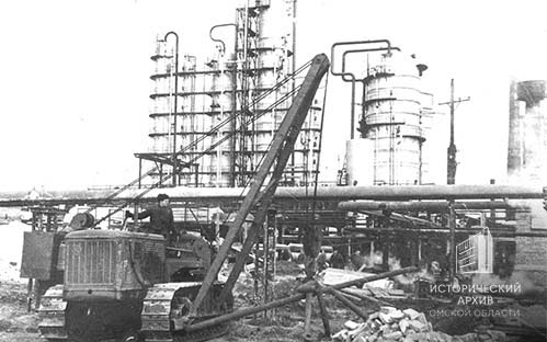 Строительство Омского нефтезавода