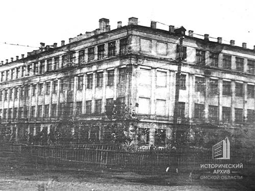 Средняя школа № 53 в Кировском районе